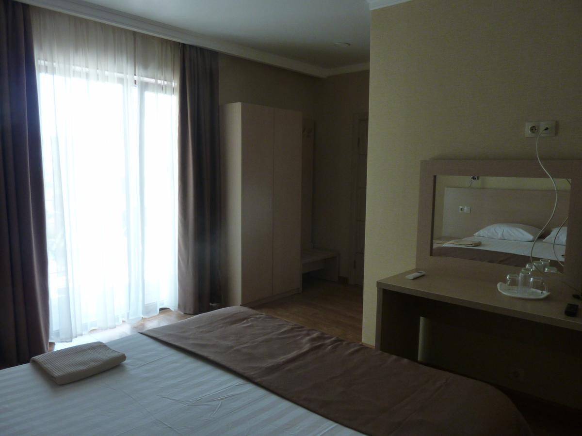 Guest House Letto Gagra Eksteriør billede
